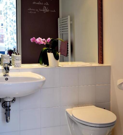 민박 Pension Altstadt Mönch In Top Lage Preis Inclusive 5 Prozent Bettensteuer Und Frühstück