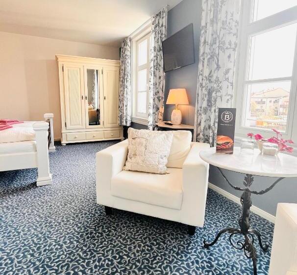 민박 Pension Altstadt Mönch In Top Lage Preis Inclusive 5 Prozent Bettensteuer Und Frühstück