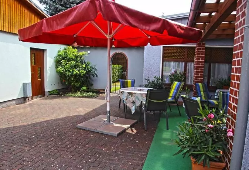 민박 Pension Am Stettiner Haff