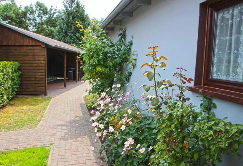 민박 Pension Am Stettiner Haff