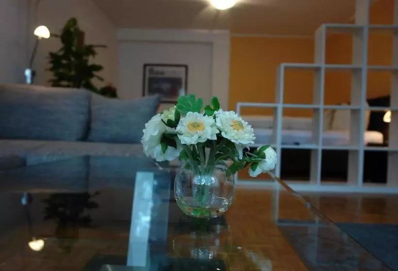 تختخواب و صبحانه Pension Zeitlos