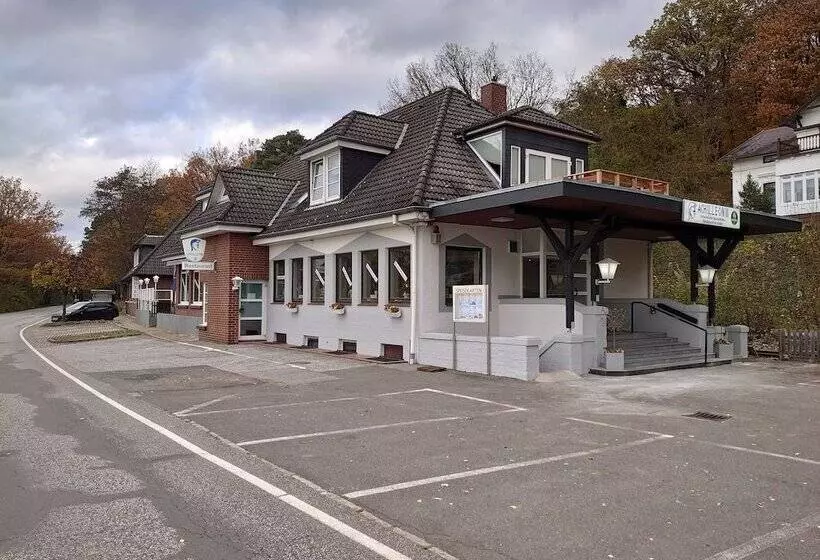 Отель Achilleon Iii