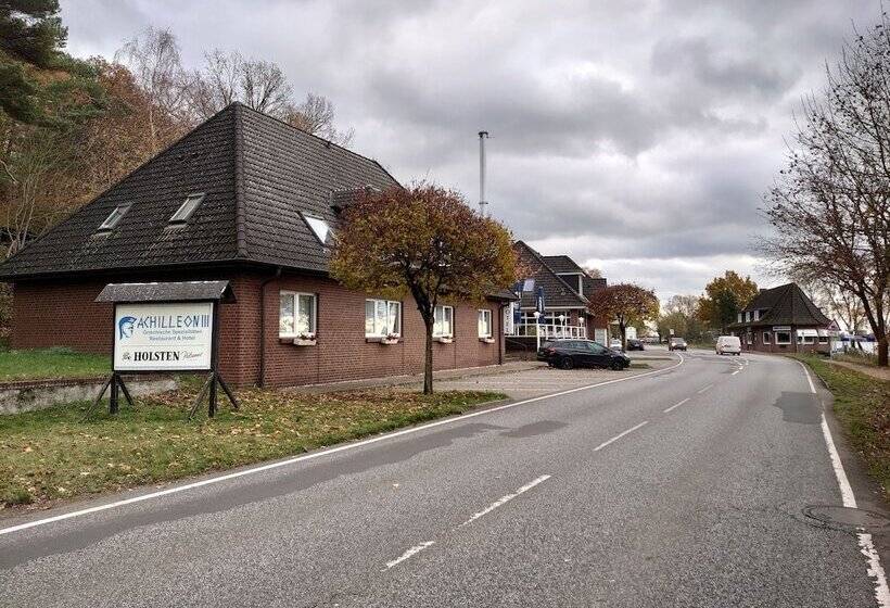 فندق Achilleon Iii