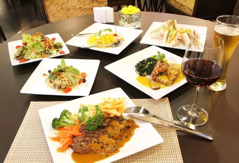 هتل Amora Neoluxe Suites