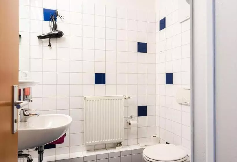 酒店 Basiskulturfabrik öko