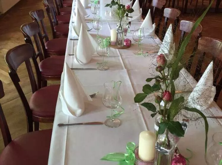 酒店 Bergschloßchen