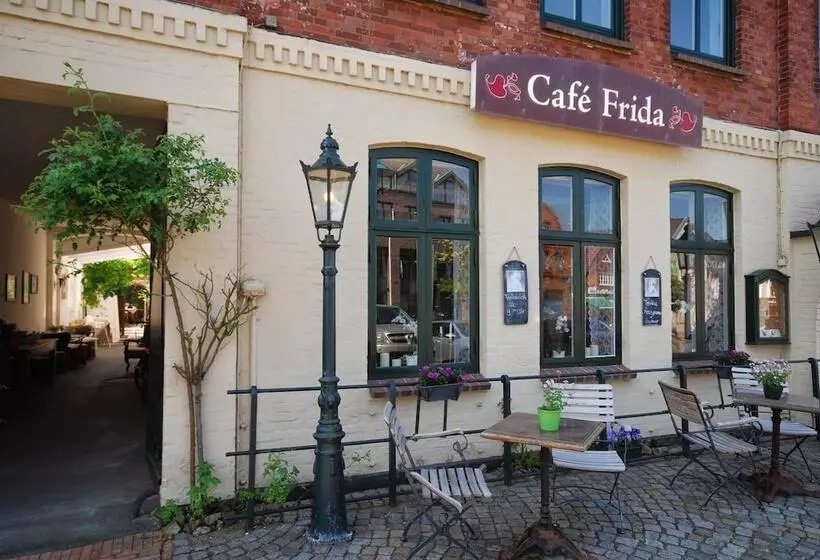 호텔 Cafe Frida