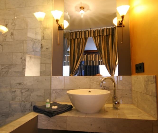 فندق Denkmal 13 Wismar