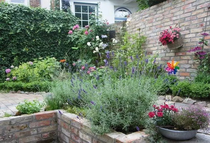 Designhotel 1690 & Apartments