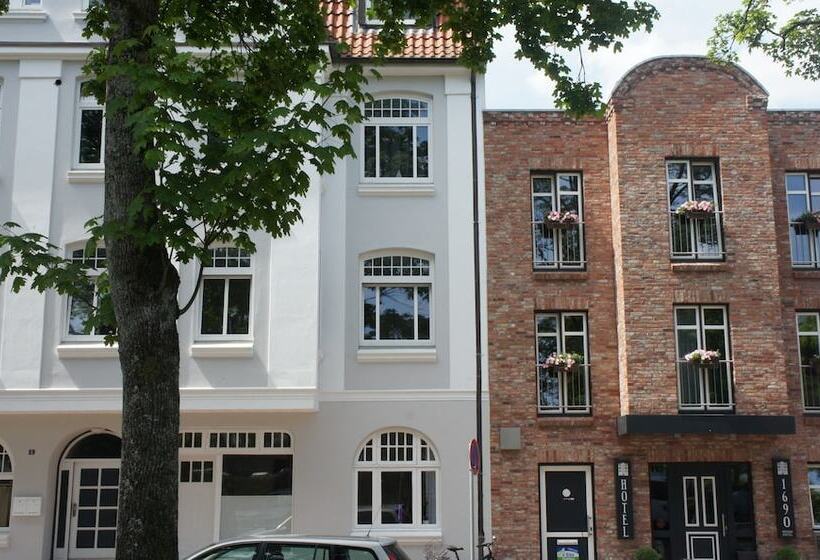 Designhotel 1690 & Apartments