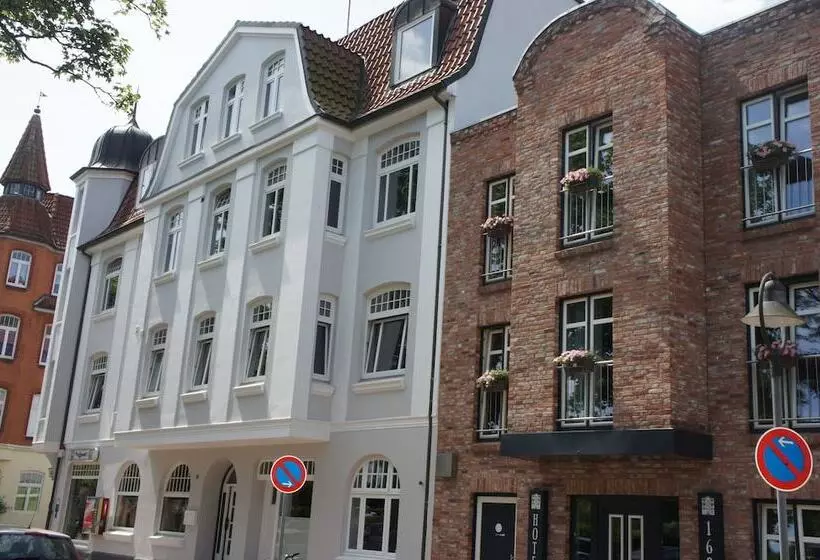 Designhotel 1690 & Apartments