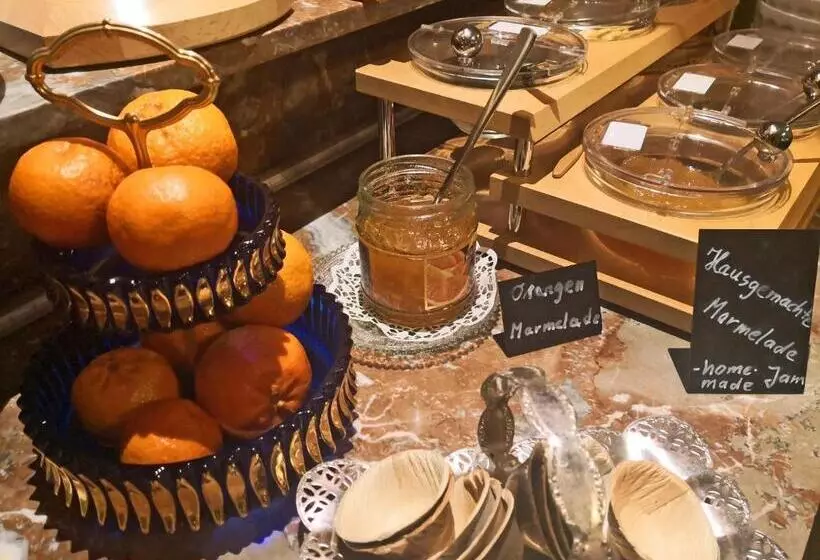 هتل Design Chapeau Noir 3 Sterne Superior