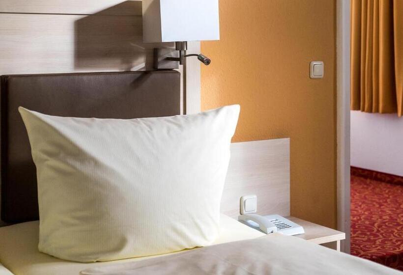 בית מלון כפרי Gorch Fock