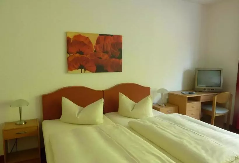 هتل Grüner Jäger