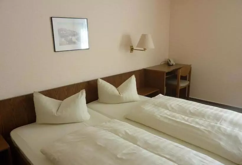 هتل Grüner Jäger