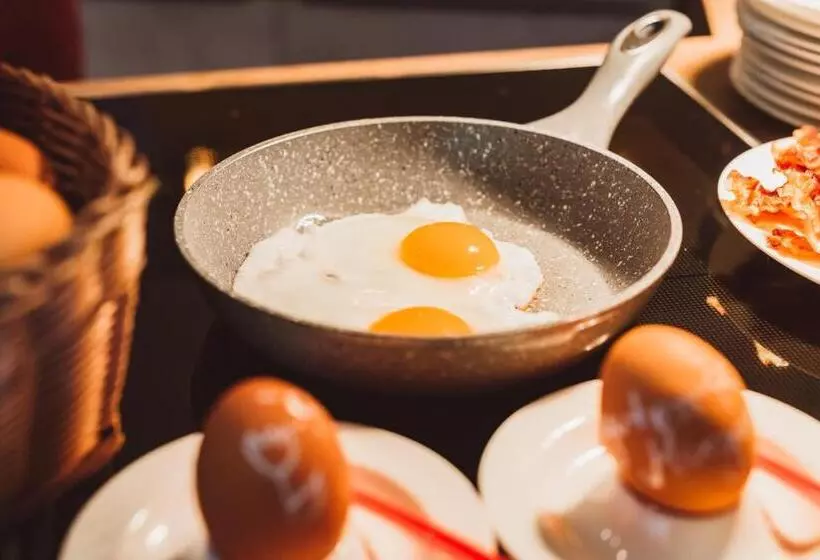 Отель Hildebrandt S