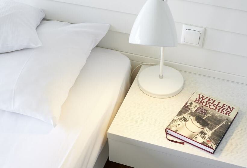 Отель Imjaich Boardinghouse Bremerhaven