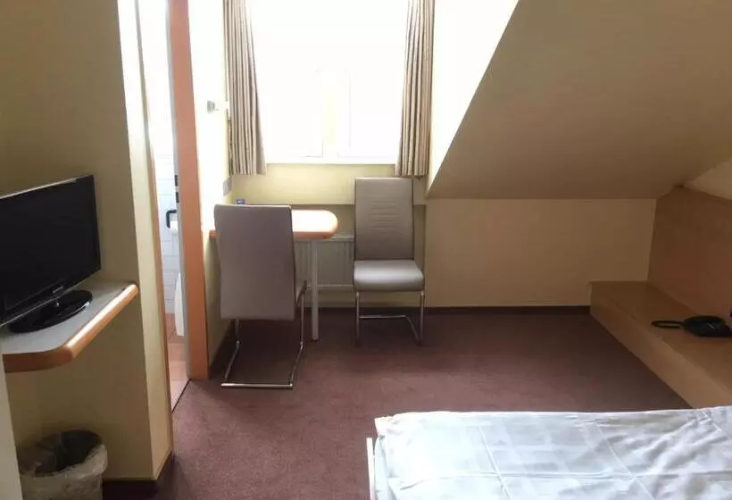 ホテル Kieler Forde