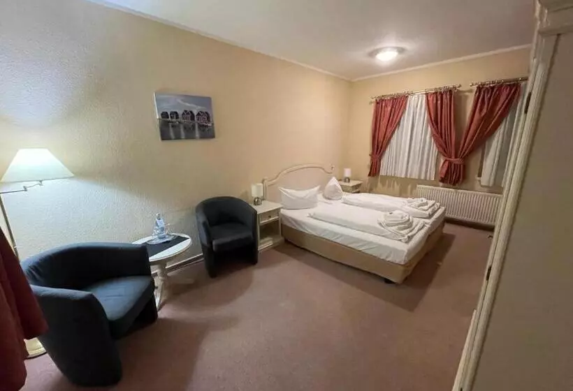 ホテル Zum Strand