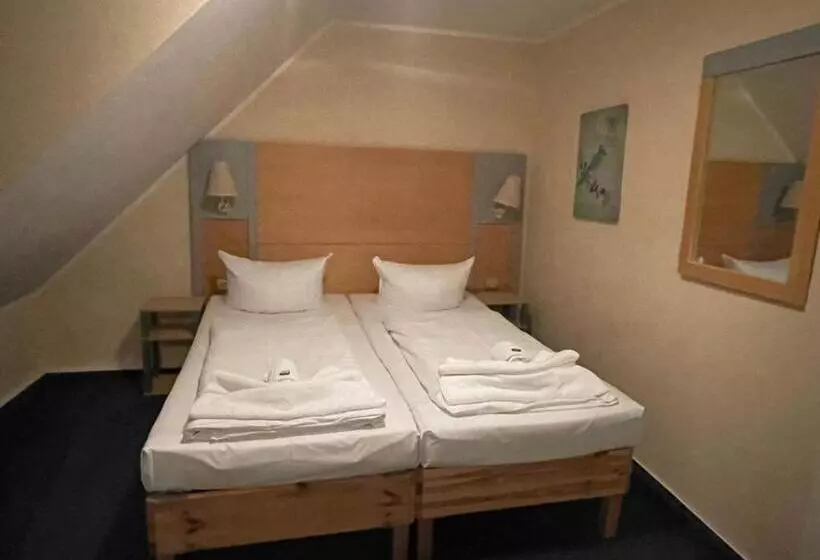 ホテル Zum Strand