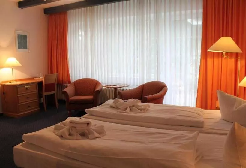 ホテル Zum Strand