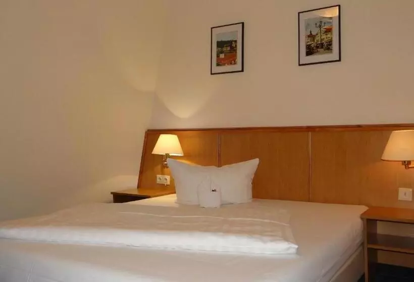 בית מלון כפרי Zur Post