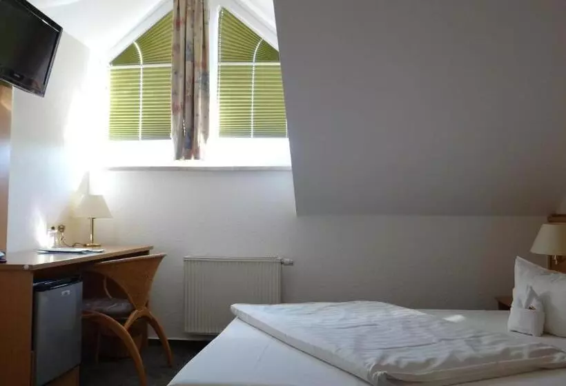 בית מלון כפרי Zur Post