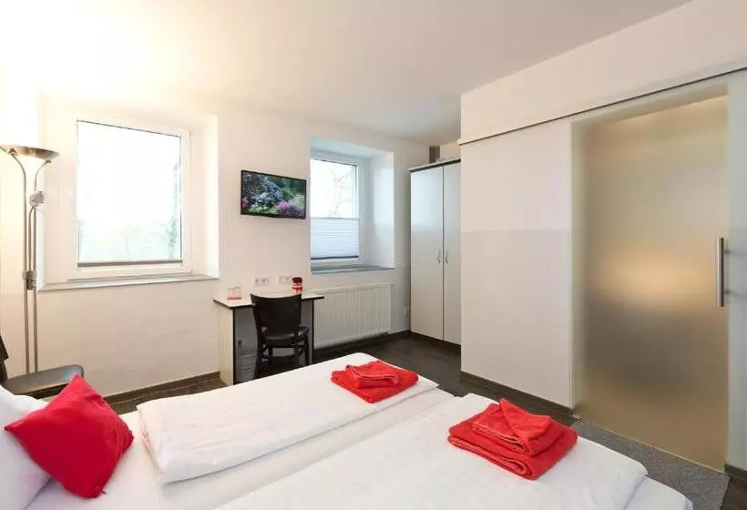 هتل Zwischen Den Seen