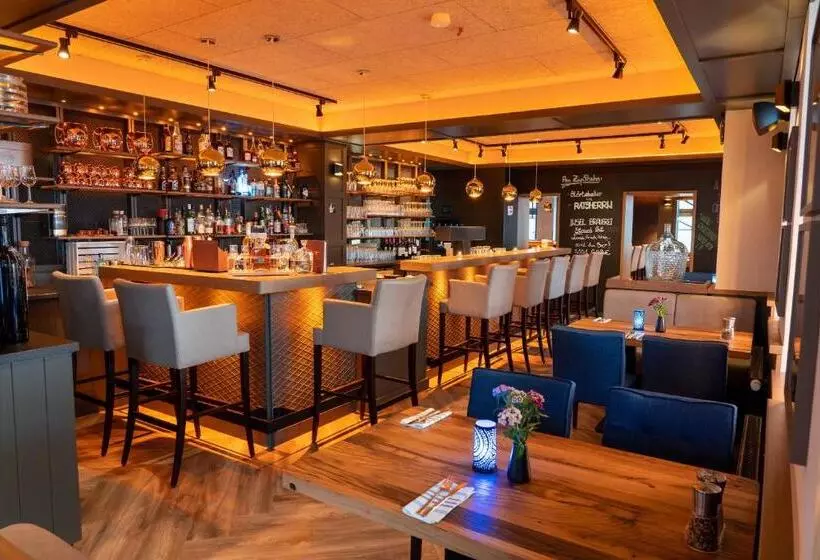 Nymphe Strandhotel & Apartments