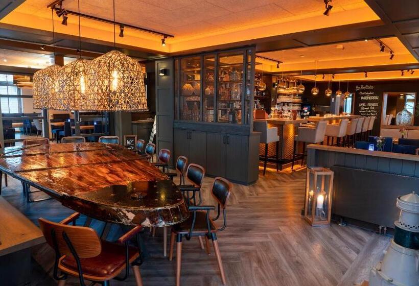 Nymphe Strandhotel & Apartments