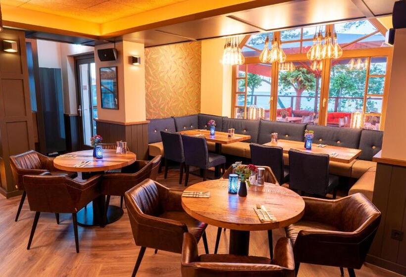 Nymphe Strandhotel & Apartments