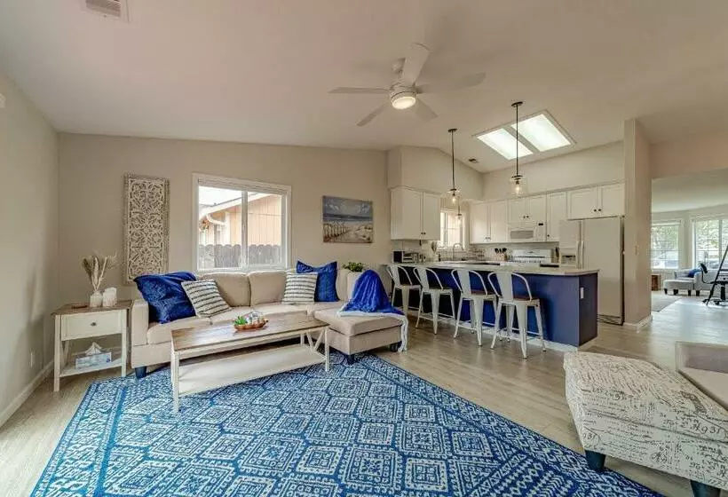 Cozy Home, Close To Ocean And Redwoods