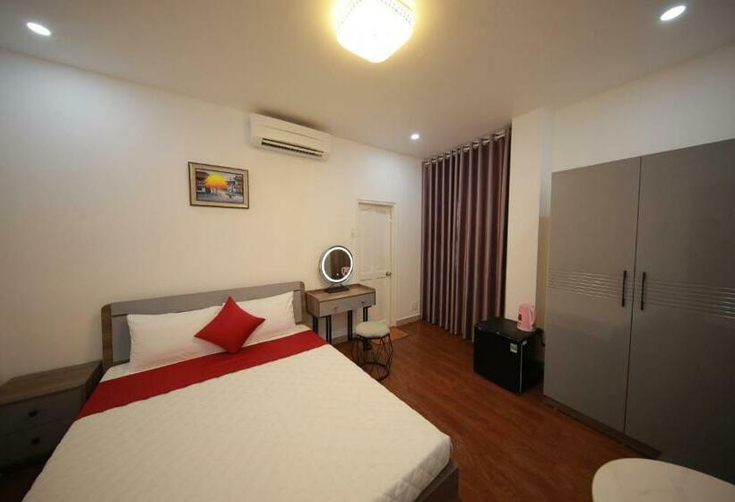 Phu Gia Hotel 193 Nguyen Thai Hoc