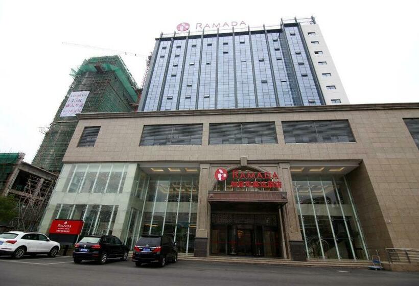 Отель Ramada By Wyndham Suzhou Wujiang