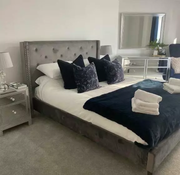 The Bay House Apartments , Shanklin