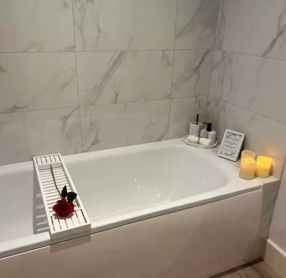 The Bay House Apartments , Shanklin