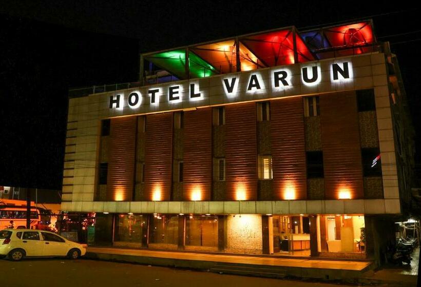 בית מלון כפרי Varun