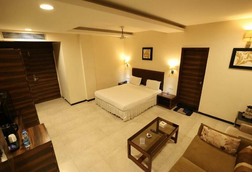 בית מלון כפרי Varun