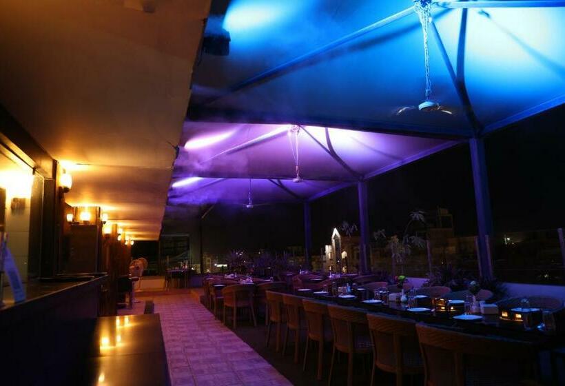 בית מלון כפרי Varun