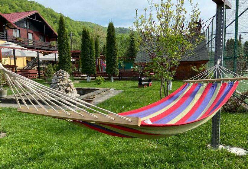 Pensiunea Montana Varlaam