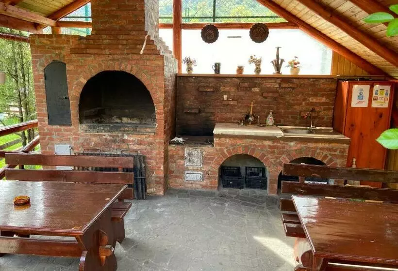 Pensiunea Montana Varlaam