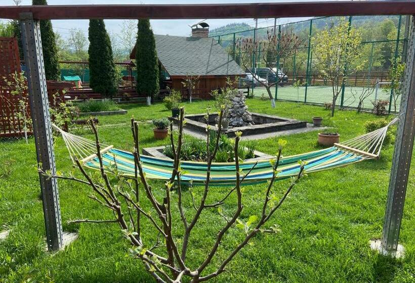 Pensiunea Montana Varlaam