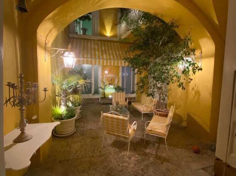 צימר Palazzo Cherubini Wellness E Spa