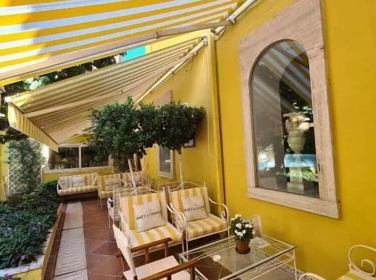 Aamiaismajoitus (B&B) Palazzo Cherubini   Wellness E Spa