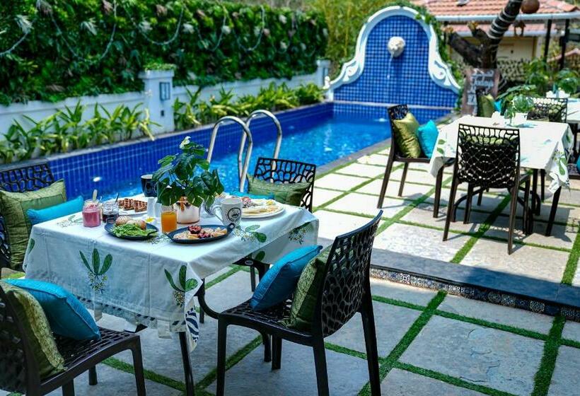 Resort Justa Casa Frangipani Assagao 03 Km From Anjuna Beach