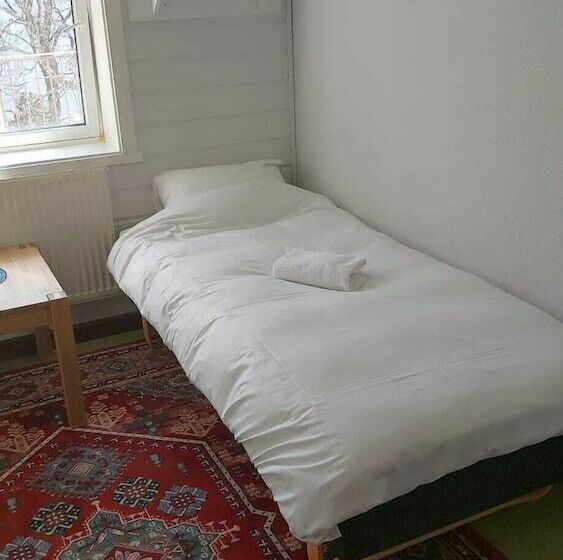 فندق صغير Trondenes Sommerhotell