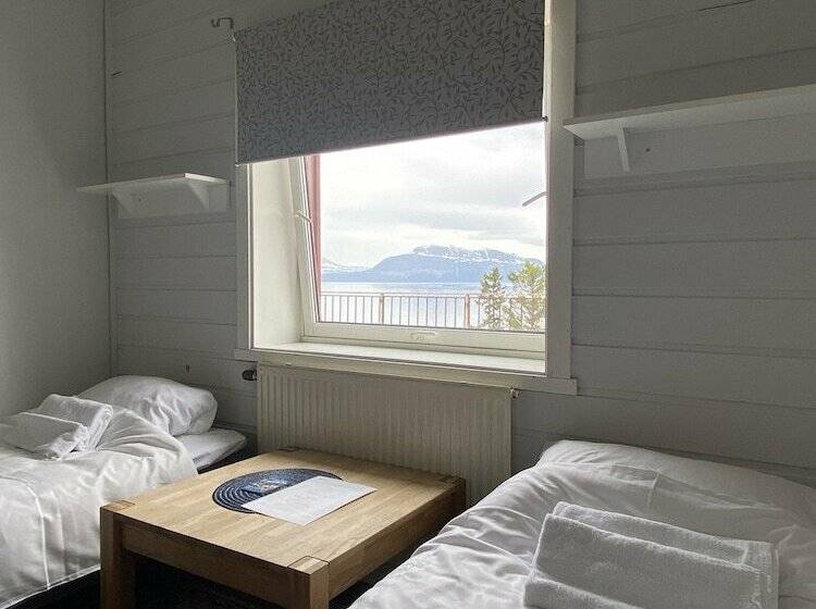 فندق صغير Trondenes Sommerhotell