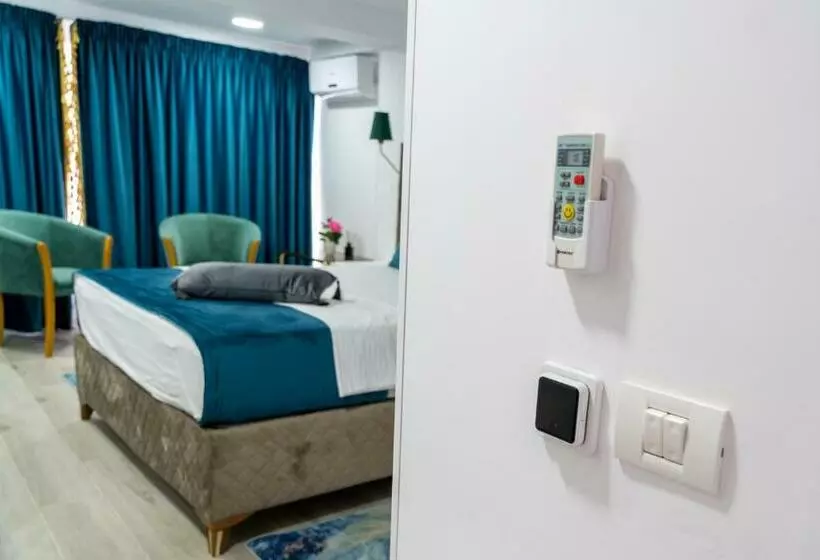 Avenue Venus   Avenue Hotels