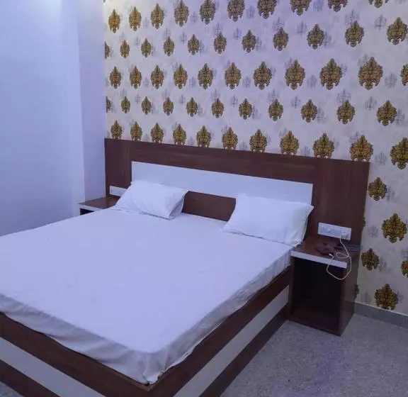 Hotelli The Ramay Palace