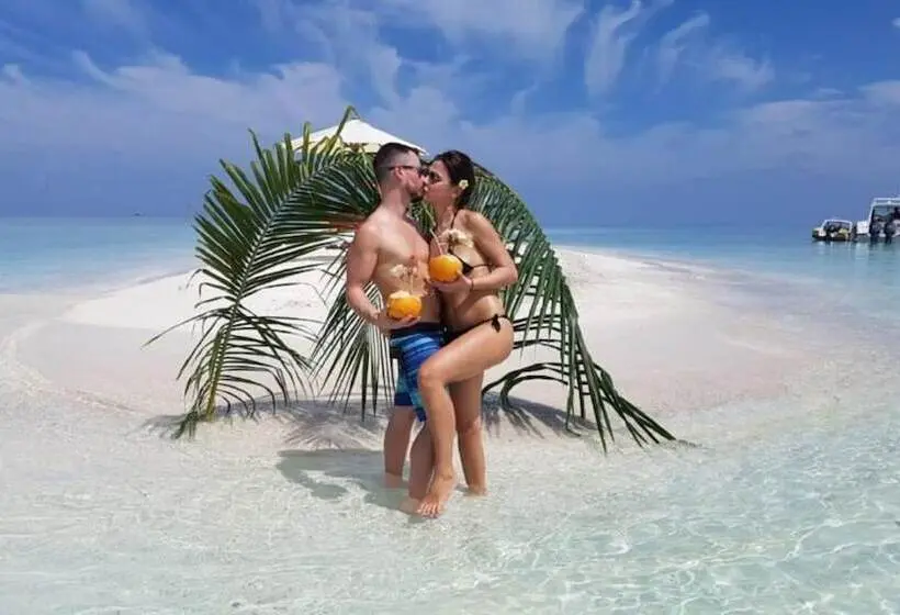 Pensão Batuta Maldives Fourson